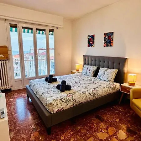 Azure Horizons Seaside Escape *